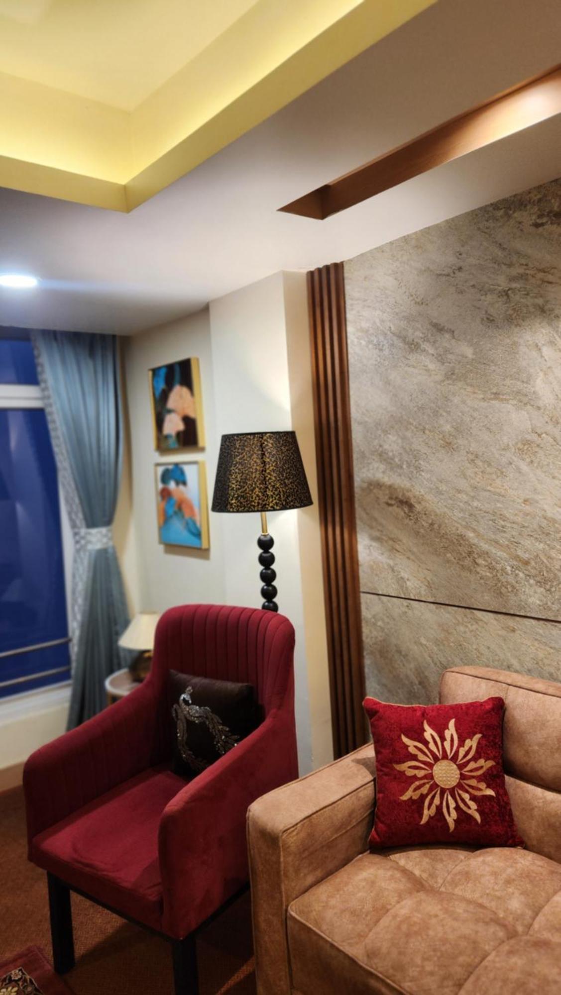 Luxury Stay At Hotel Broadway Boutique Mall Road Chowrasta Near Mahakal Temple Darjeeling (West Bengal) Exterior foto